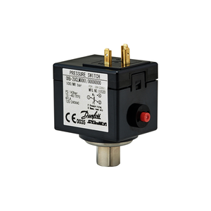 Minipresostato para CO2, tarado a 117bar, con diferencial fijo de 10bar, Danfoss CKB(IP65) 061Z4001